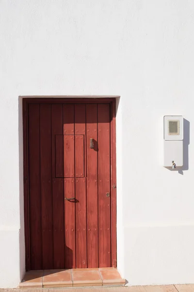 Vista sulla facciata mediterranea — Foto Stock