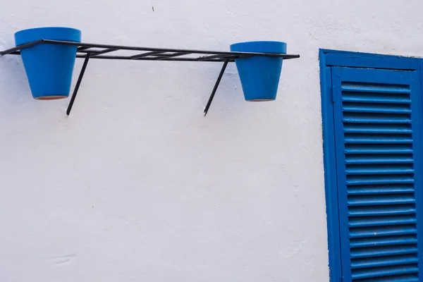 Blue and white facade — Stock Photo, Image