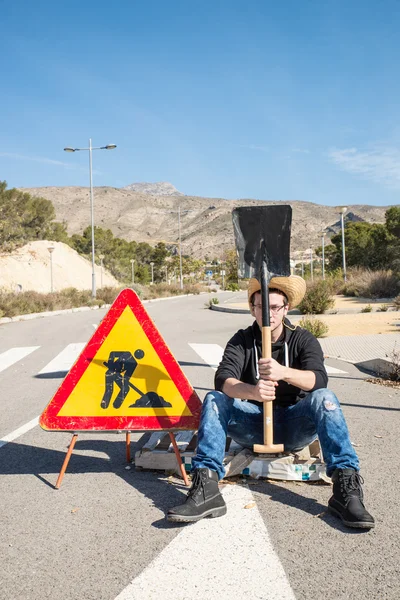 Trabajador de la construcción perezoso — Foto de Stock