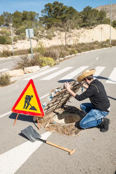 Dikkatsiz yol çalışmaları — Stok fotoğraf