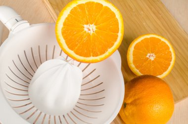 Küçük elektrikli meyve sıkacağı