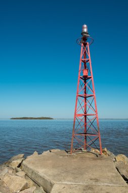 Büyük dalgakıran ve beacon