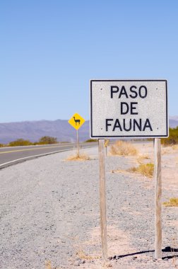 yaban hayatı geçiş işareti