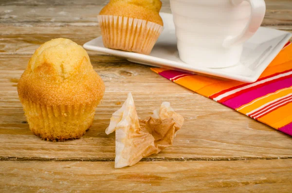 Breakfast muffins and cup — Stock Photo, Image