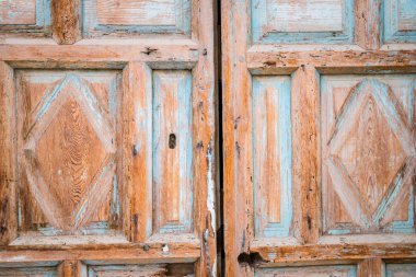 eski ahşap kapı