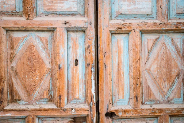 Vecchia porta in legno — Foto Stock