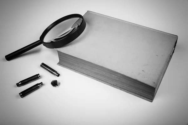 Detective novel concept — Stock Photo, Image