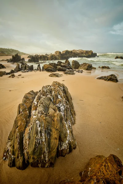 La Pedrera vista a la playa —  Fotos de Stock