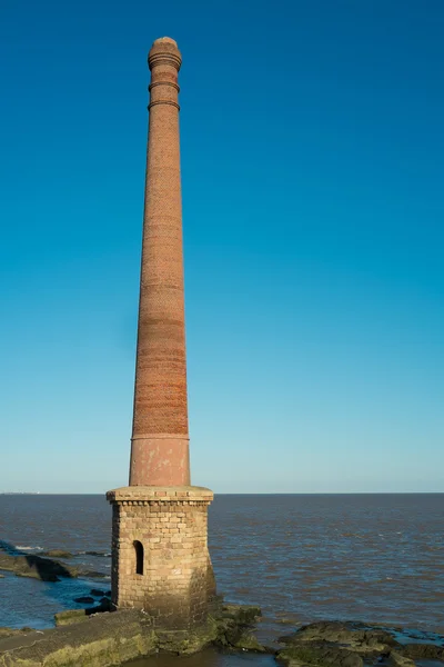 Antigua chimenea en Montevideo —  Fotos de Stock