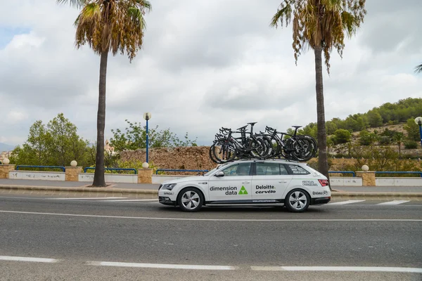 Volgauto in actie op La Vuelta — Stockfoto