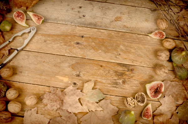 Autumn still life with fresh figs — Stock Photo, Image