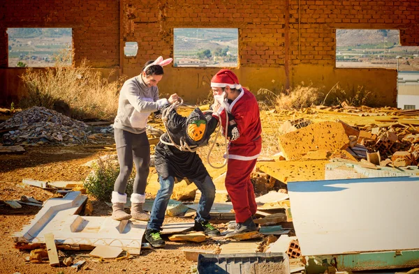 Santa y conejos de Pascua venganza — Foto de Stock