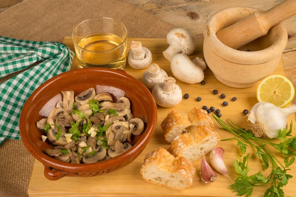 Cooking mushrooms — Stock Photo, Image