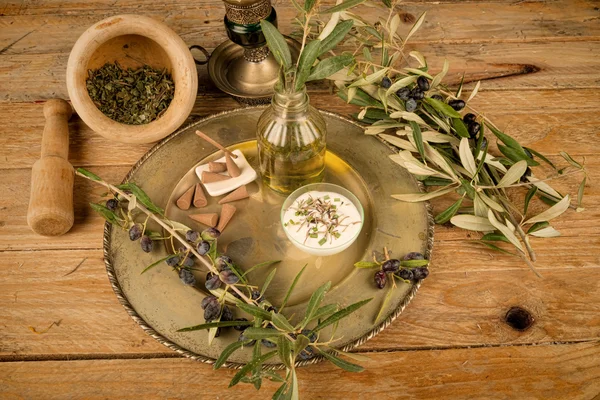 Olive oil based cosmetics — Stock Photo, Image