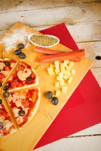 Weihnachtspizza — Stockfoto