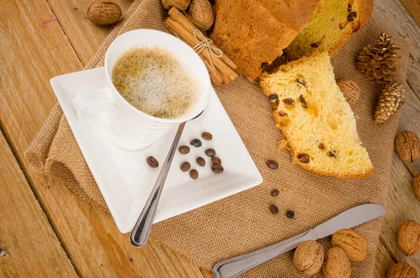 Zelfgemaakte panettone — Stockfoto