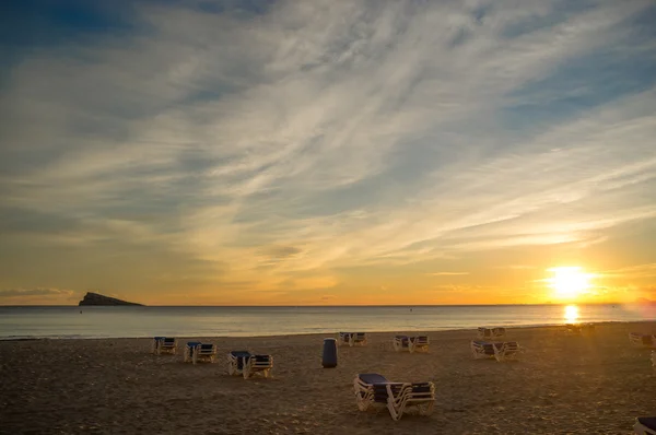 Coucher de soleil sur la plage de Benidorm — Photo