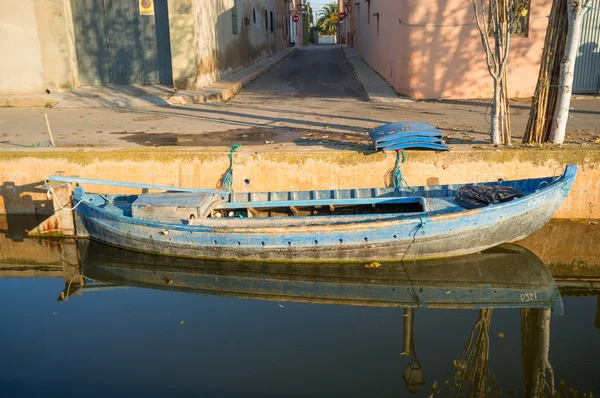 Barca da pesca tradizionale — Foto Stock