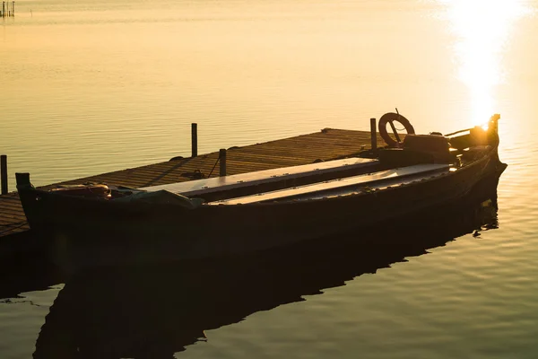 Traditionelles Fischerboot — Stockfoto