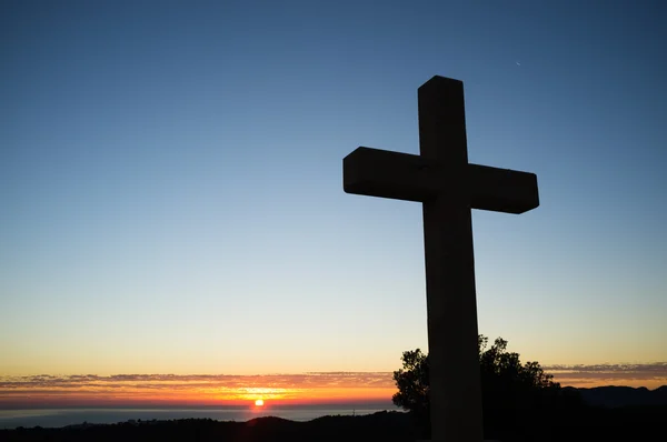 Cross at sunrise — Stock Photo, Image