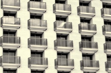 Siyah ve beyaz almak balkon