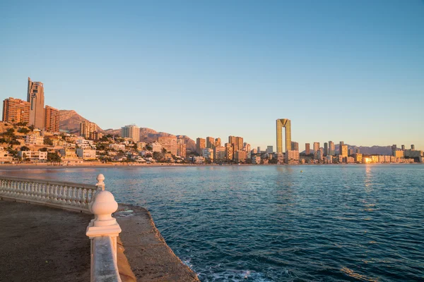 Acque della baia di Benidorm — Foto Stock