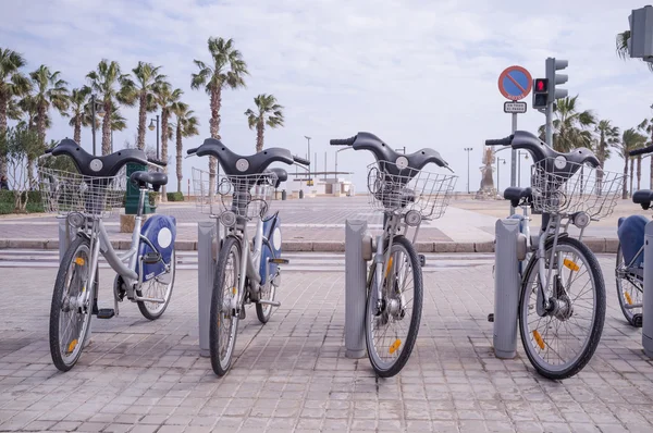 Estação de aluguer de bicicletas — Fotografia de Stock