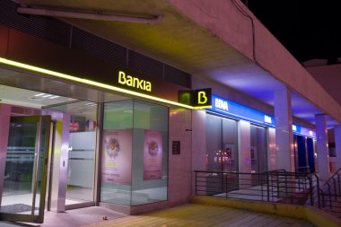 Gece Bankia şube