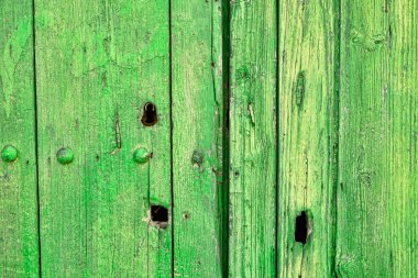 Yeşil ahşap plakalar