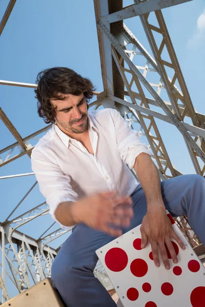 Flamenco percussionist playing on cajon — ストック写真