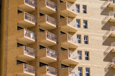 Balkon bir yüksek bina