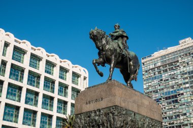 Montevideo Artigas heykele