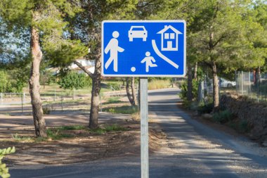 Yerleşim bölgesi trafik işaretleri