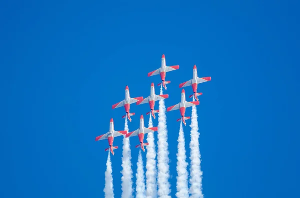 Esquadrão acrobático patrulla aguila — Fotografia de Stock