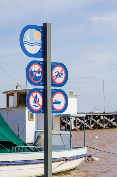 Harbor signpost close up — Stock Photo, Image