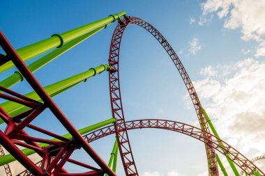 Bir eğlence parkı. 