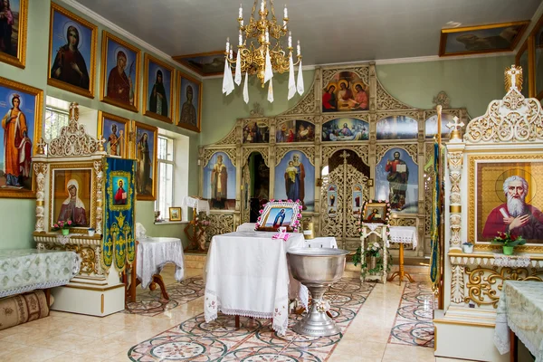 Interior de la iglesia ortodoxa — Foto de Stock