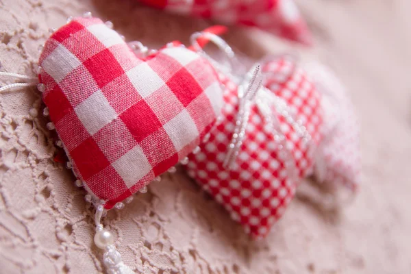 Corazones rojos hechos a mano — Foto de Stock