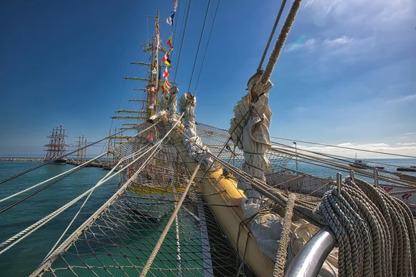 Yates y barcos —  Fotos de Stock