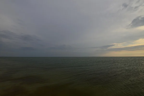 Сиваш, или гнилое море Узкое и длинное брейд — стоковое фото