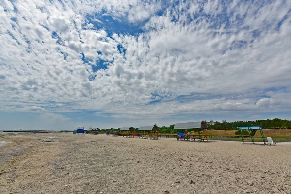 Landskap Vid Azovska Havets Sandstrand Små Vikar Och Vågbrytare Primorsk — Stockfoto