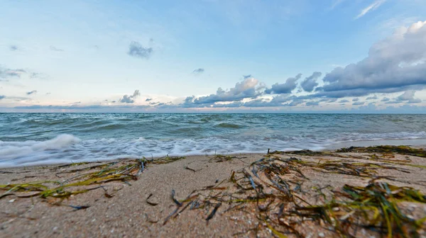 Bellissimo Tramonto Serale Sulla Spiaggia Del Mare Azov Colori Colorati — Foto Stock