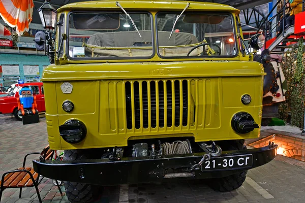 Ucrânia Dnepropetrovsk 2021 Exposição Carros Retro Carros Esportes Caminhões Militares — Fotografia de Stock