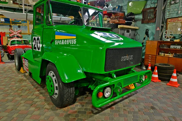 Ucrânia Dnepropetrovsk 2021 Exposição Carros Retro Carros Esportes Caminhões Militares — Fotografia de Stock