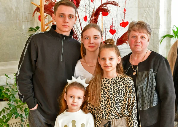 Eine Große Familie Feiert Geburtstag Einem Restaurant — Stockfoto