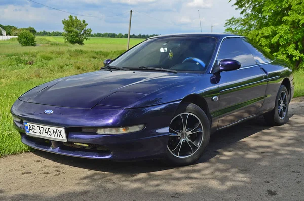 Ukraine Novomoskovsk 2021 Belle Voiture Sport Restaurée Ford Probe Lavé — Photo