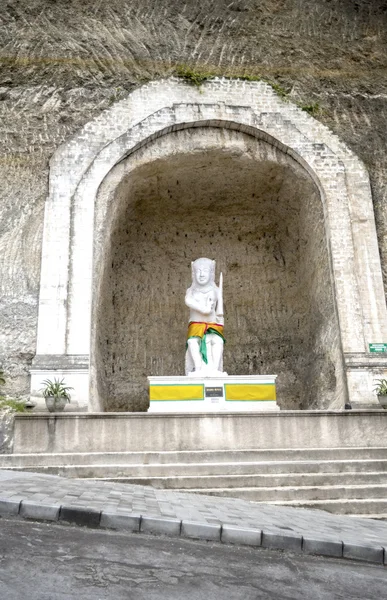 Statue di Dharma wangsa Dio — Foto Stock