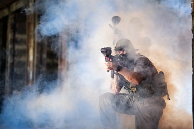 Paintball oyuncu eylem 