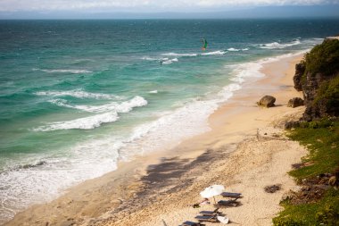 uzun sörfçü beach