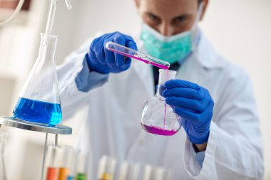 pipet ve tüpler tes yapım olan bilim adamı
